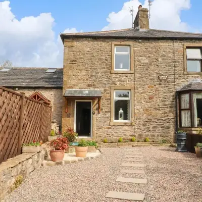 3 Cowper Place