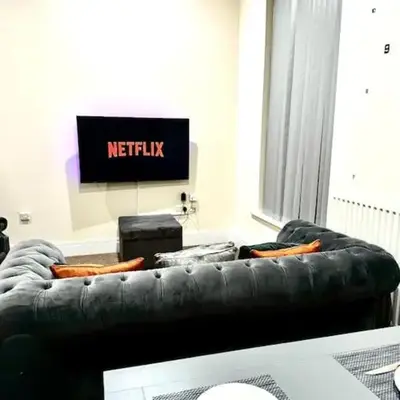Luxury City Apartment 2 Bedroom Suite