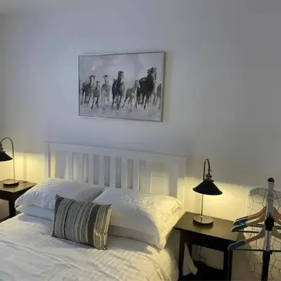 Charming six bedroom townhouse citystay close to city centre