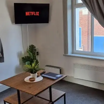 Apartment 5