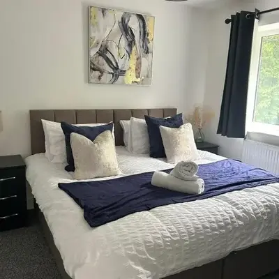 Spacious 4BR House with Backyard in Saint Helens