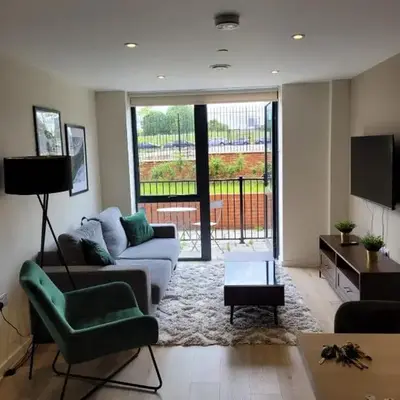 Gorgeous GF 2 Bed 2 bathroom Apartment Liverpool 3