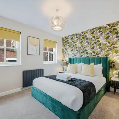 Host & Stay - The Pilgrim Coach Houses