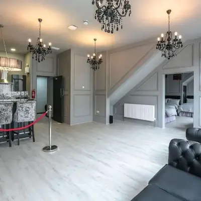 Manhattan Suite - sleeps 24! Heart of Liverpool